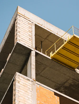 Estructura de edificio en construcción industrial