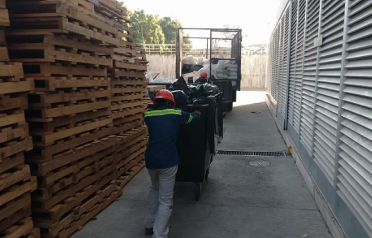 Logística, recolección y transporte de residuos de manejo especial
