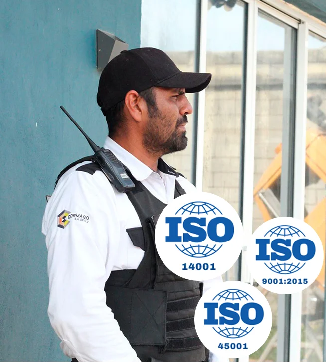 Guardia de seguridad CORMAGO en puesto operativo